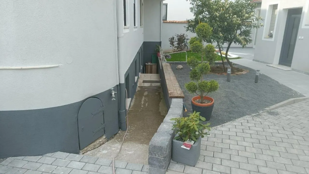 Gasthof Aparthotel Kahler Hofgut von 1371 Kahl am Main