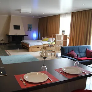  Apartment Haus Alte Kastanie